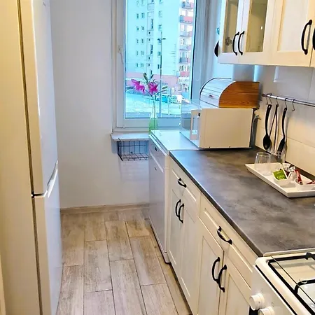 Apartman Blue Dream - Ochota - Easy Access To Chopin Airport & Banacha Hospital *