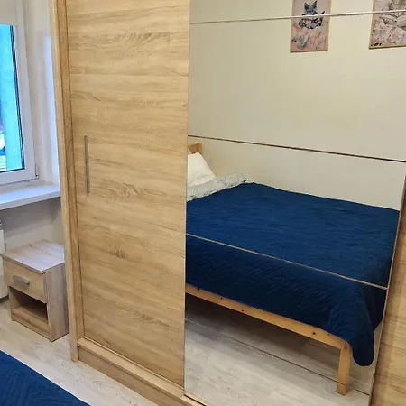 Blue Dream - Ochota - Easy Access To Chopin Airport & Banacha Hospital Apartamento Varsóvia