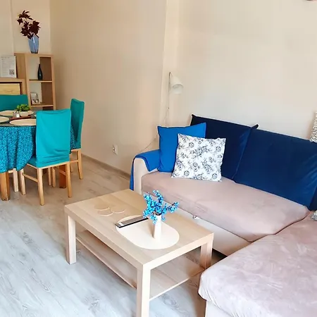 Blue Dream - Ochota - Easy Access To Chopin Airport & Banacha Hospital