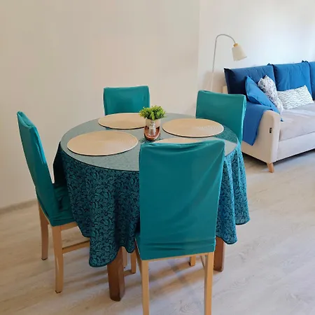 Apartamento Blue Dream - Ochota - Easy Access To Chopin Airport & Banacha Hospital Varsóvia